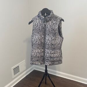 Michael Kors Black and Gray Patterned Vest